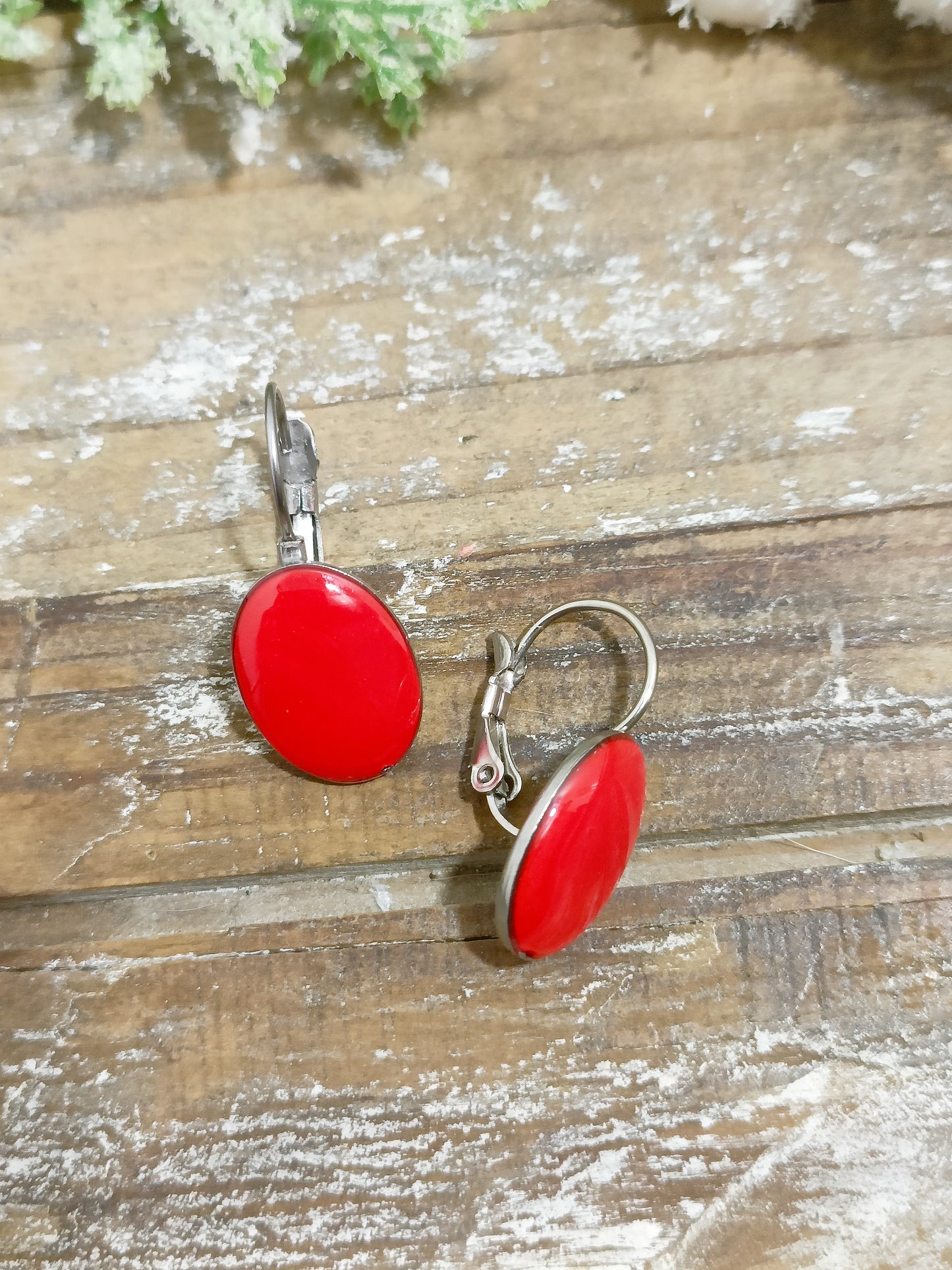 Orecchini ovali rosso