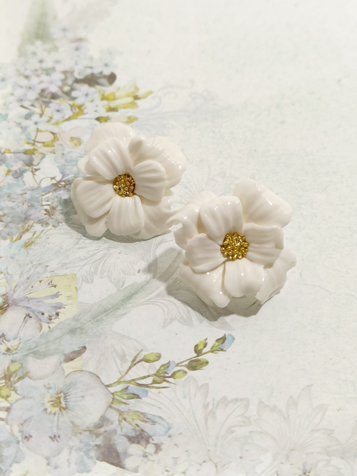 Fiore bianco 4 cm
