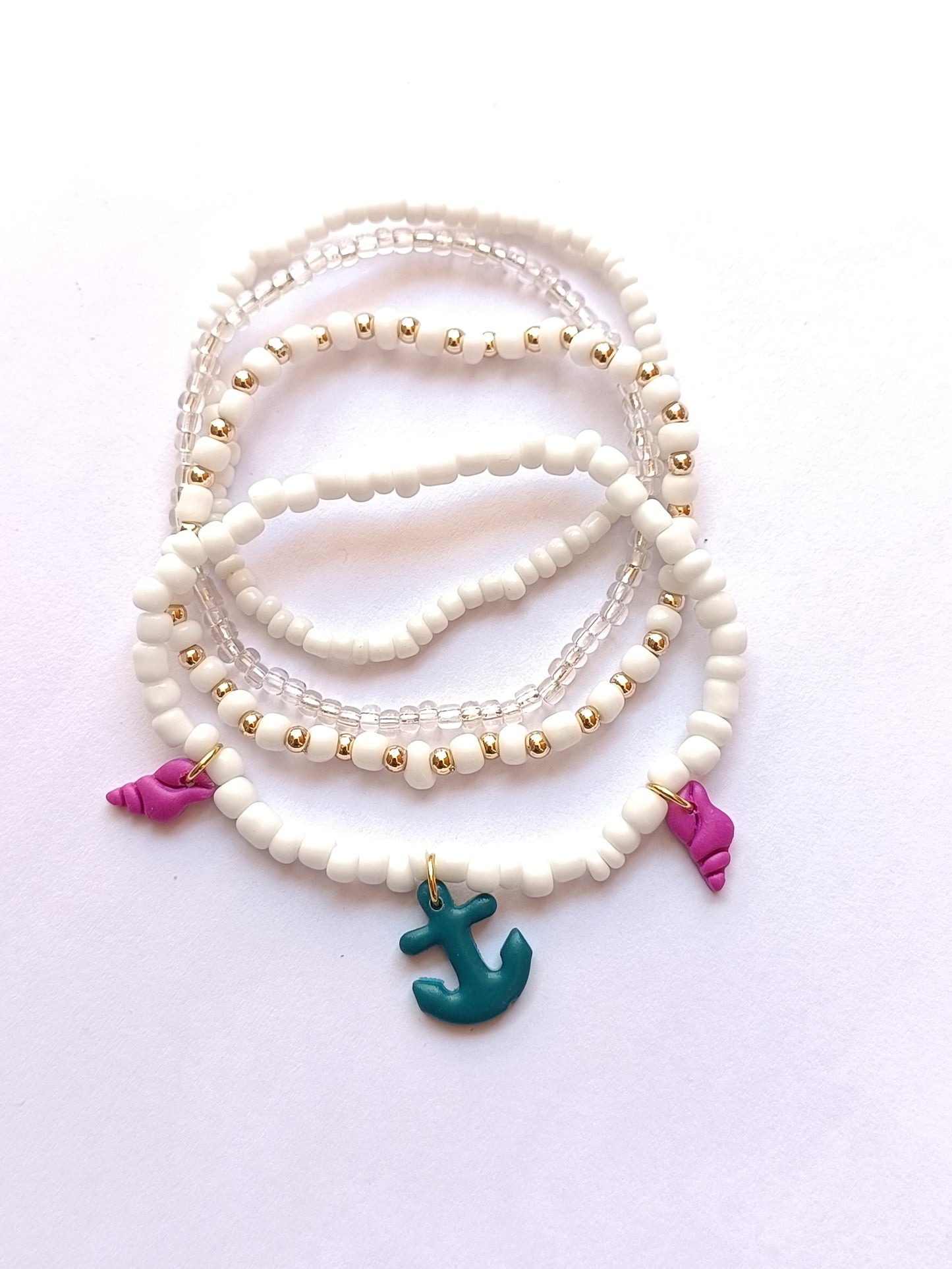 Collana bianca soggetti marini(in regalo i bracciali abbinati)
