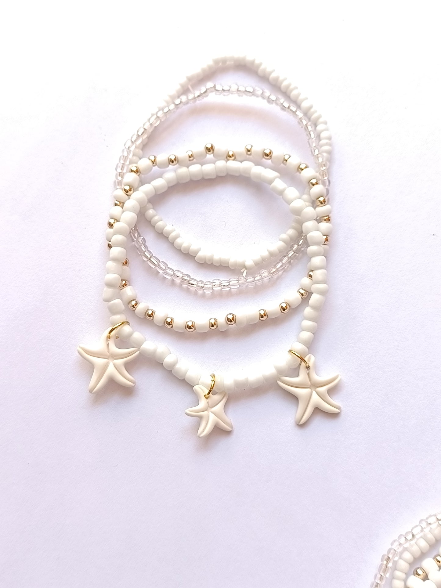 Collana bianca soggetti marini(in regalo i bracciali abbinati)