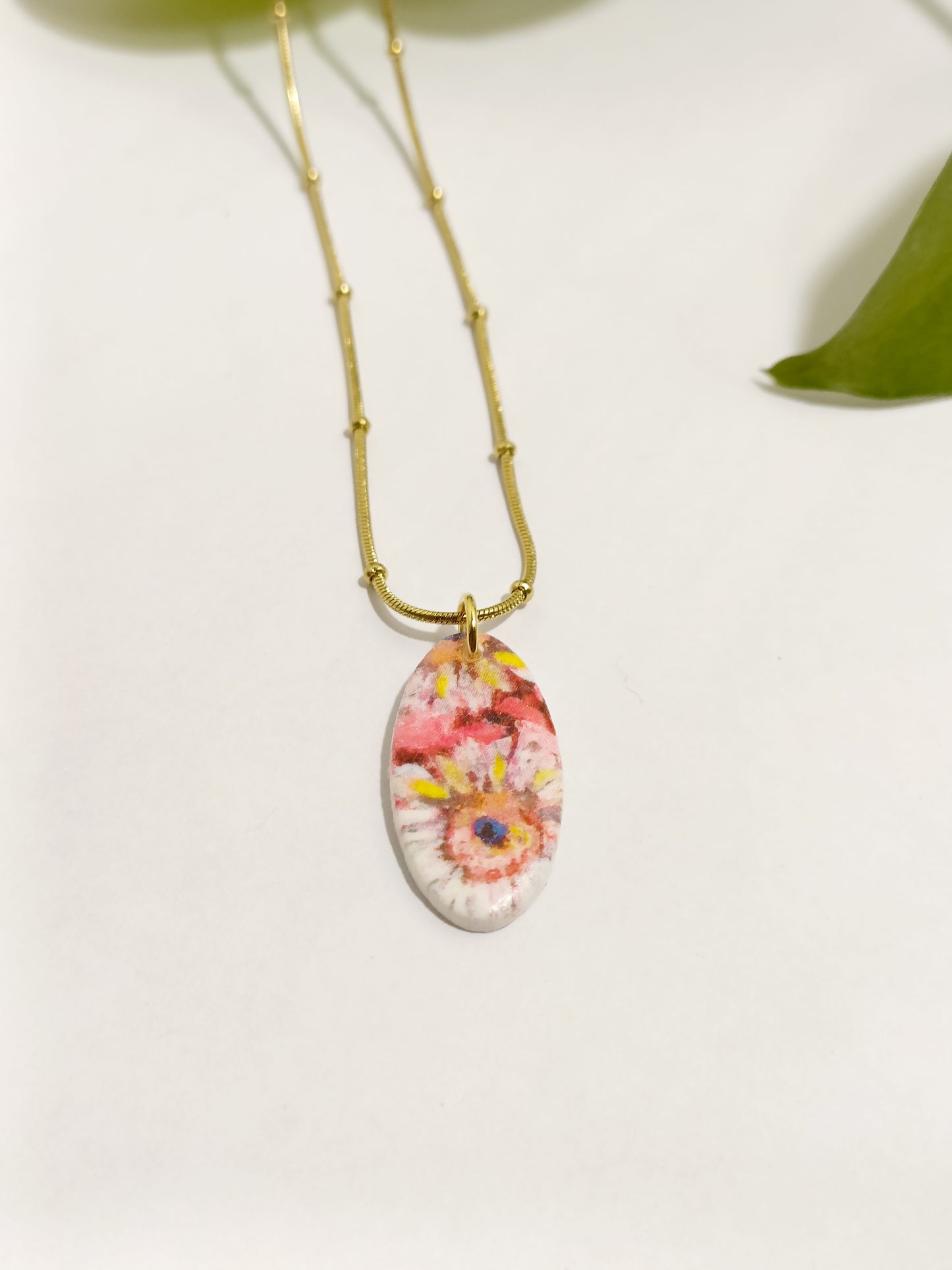 Collana ovale margherita