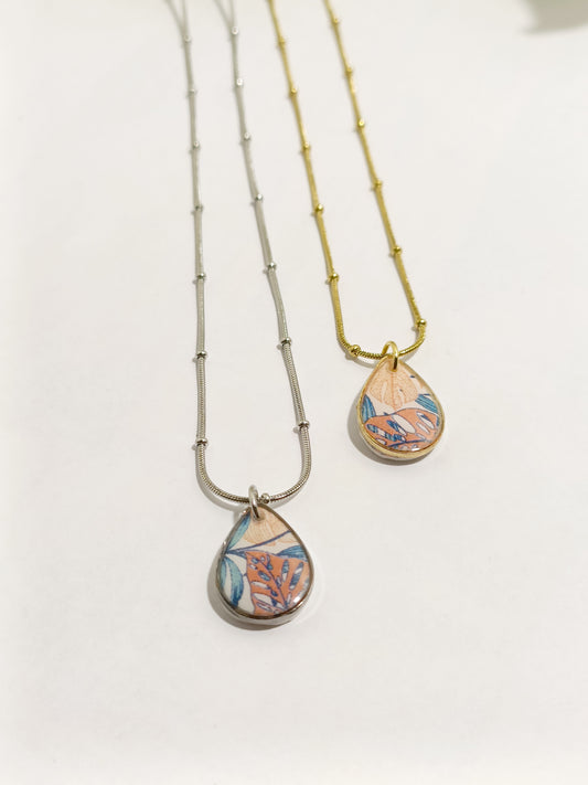 Collana goccia floreale